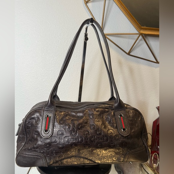 GUCCI Calfskin Horsebit Embossed Princy
Boston Brown Vintage Gucci GUC - Picture 2 of 11